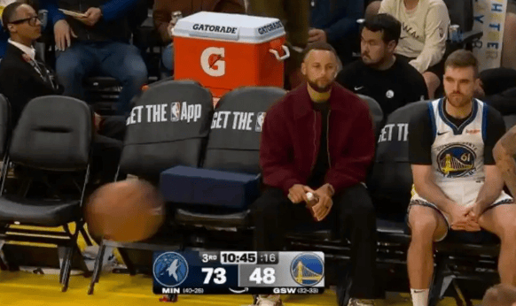 勇士8人伤停替补席空置 赛季末季后赛概率仅30