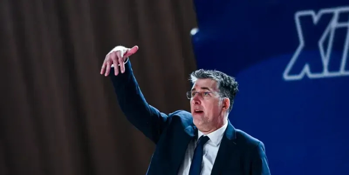 新疆男篮惨败山西队 伤病与用人问题成胜负关键