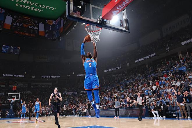 雷霆大胜湖人多尔特爆发率队取连胜